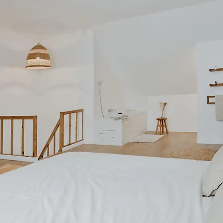 Proche Honfleur Chaleureux Duplex Centre 1 Apartment Beuzeville